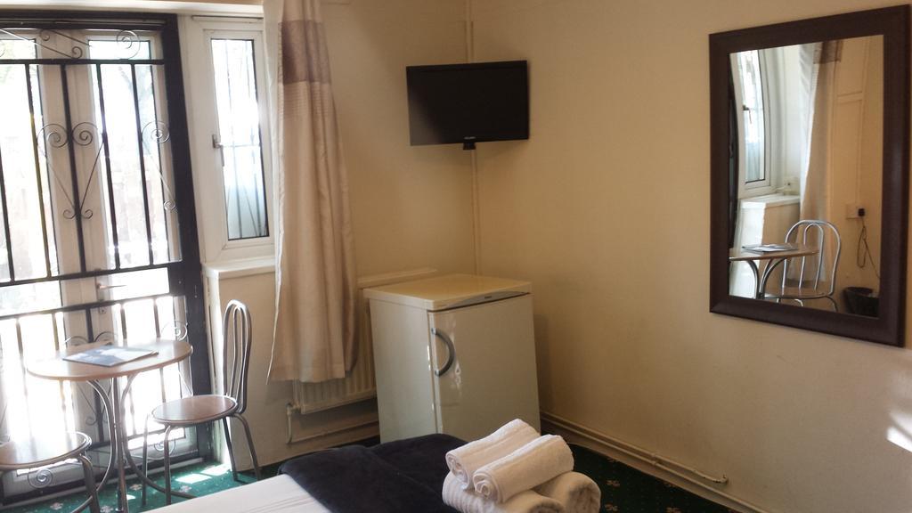 Whitechapel Rooms London Room photo