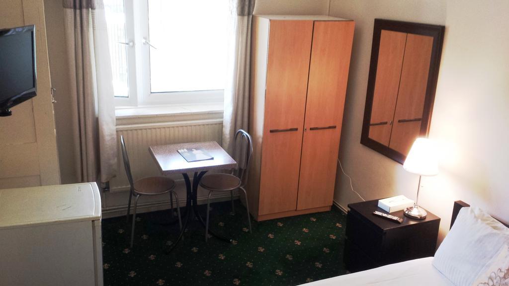 Whitechapel Rooms London Room photo